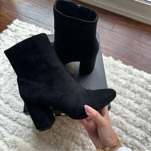 BRAND NEW! Lulus Black Suede Ankle Boots